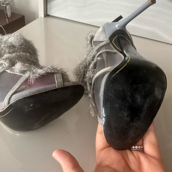 Charles Jourdan fur bootie - Picture 4 of 6